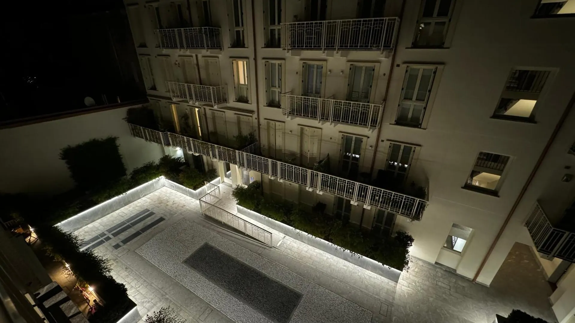 Regina Milano In Melegnano - Wifi, Breakfast Box And Terrace Apartment Italy
