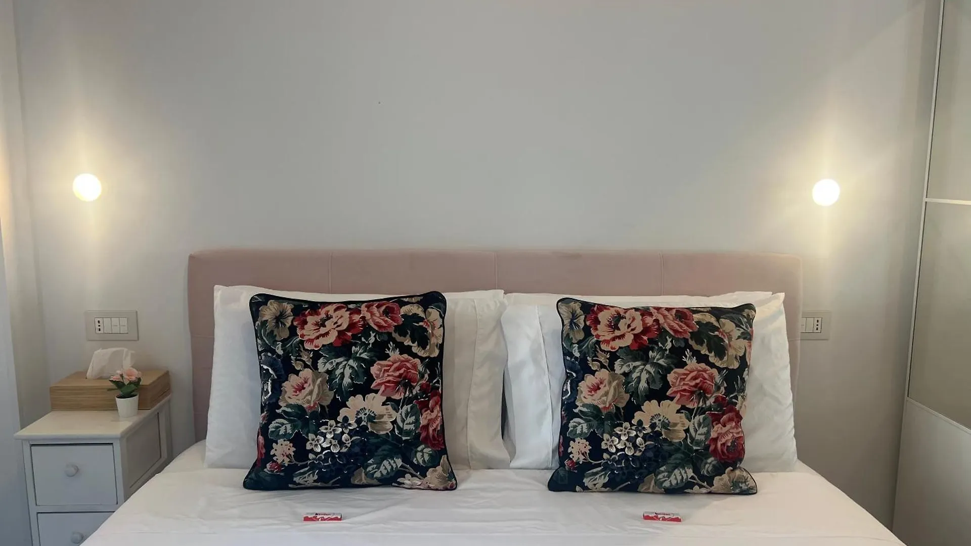 Regina Milano In Melegnano - Wifi, Breakfast Box And Terrace Apartment