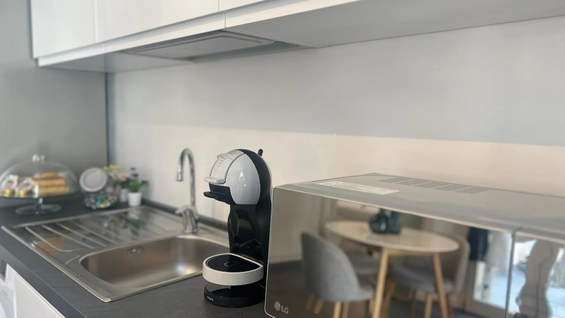 Regina Milano In Melegnano - Wifi, Breakfast Box And Terrace Apartment