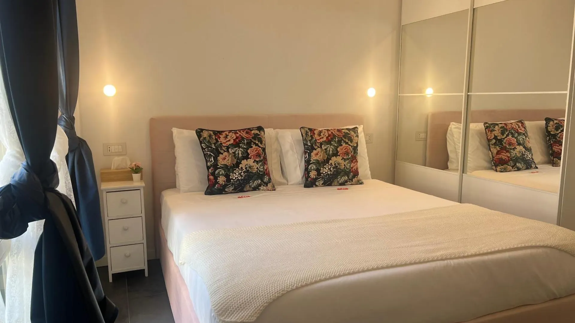 Ferienwohnung Regina Milano In Melegnano - Wifi, Breakfast Box And Terrace Italien